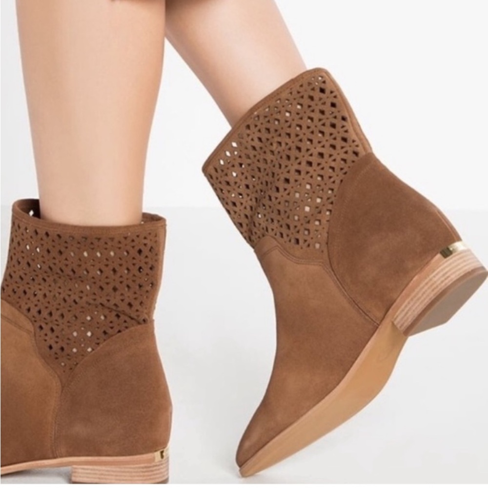NWT Michael Kors Leather Laser Cut Booties Size 8M Pull On Style